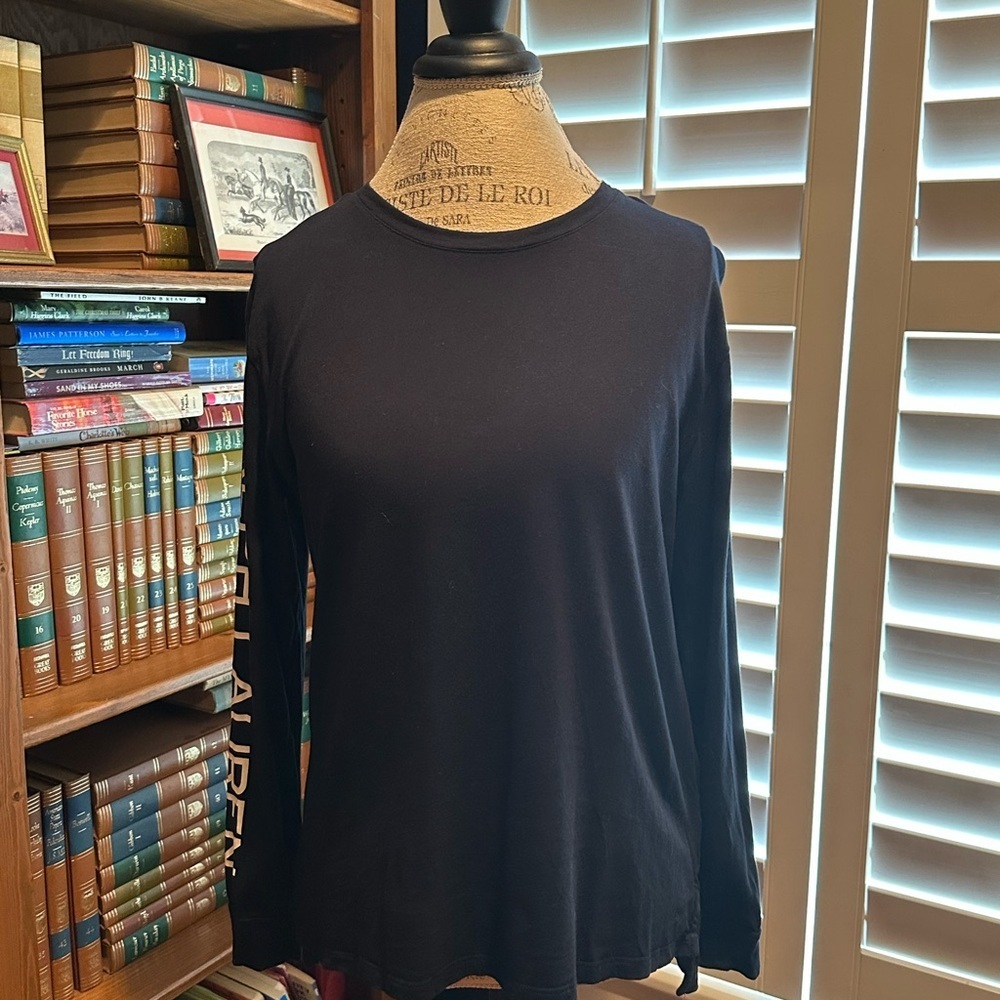 Women's Black Long Sleeve Top